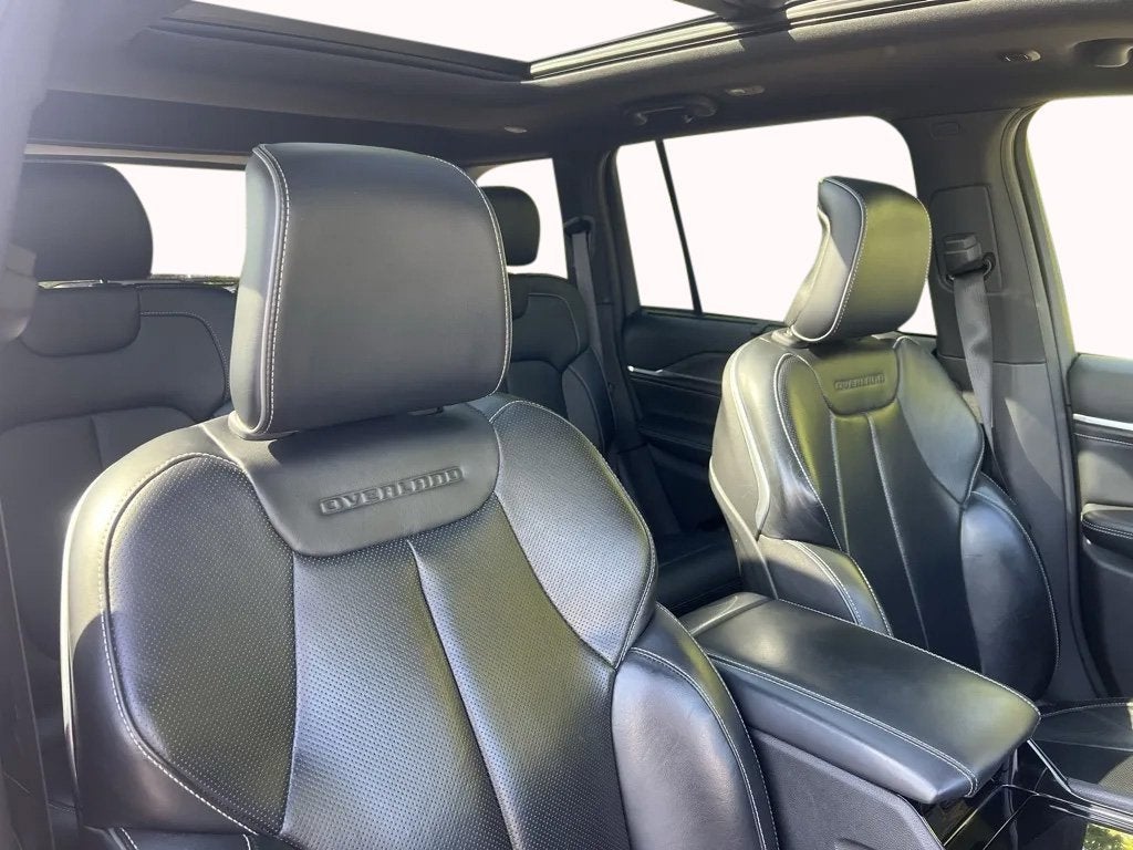 2022 Jeep Grand Cherokee Overland