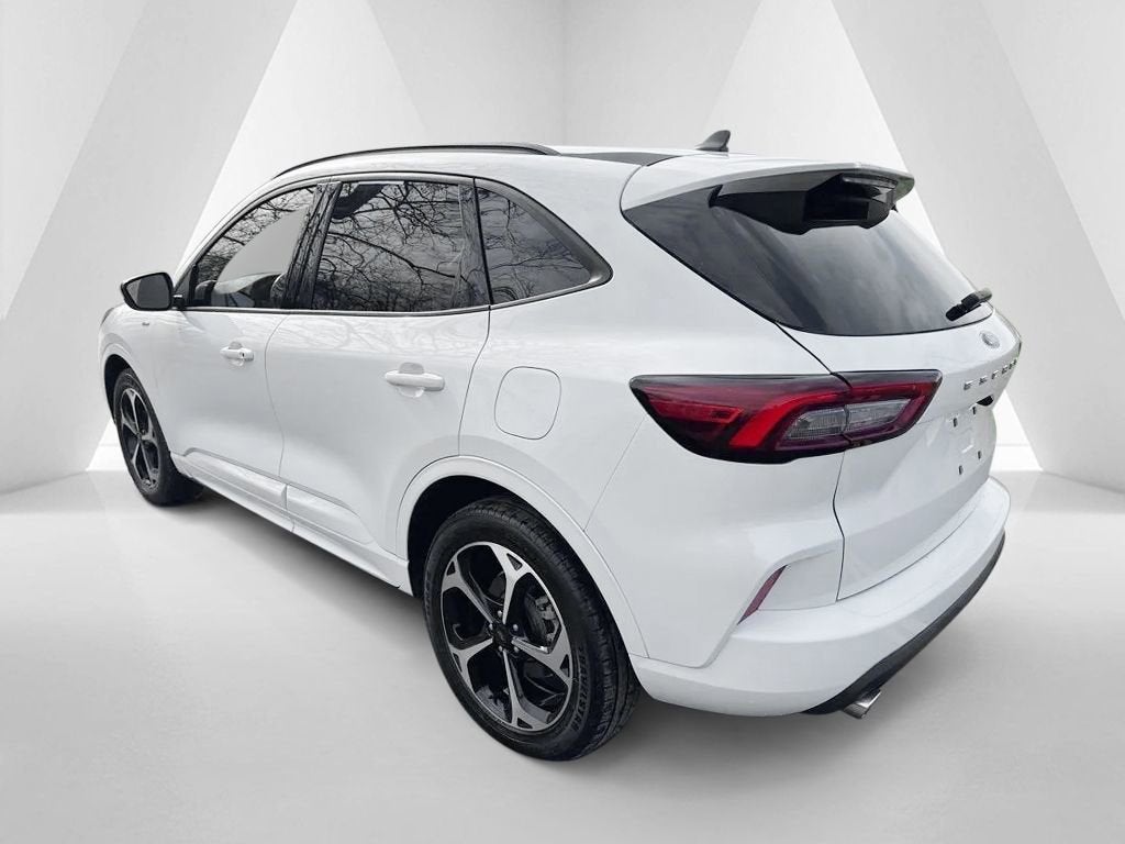 2023 Ford Escape ST-Line Select