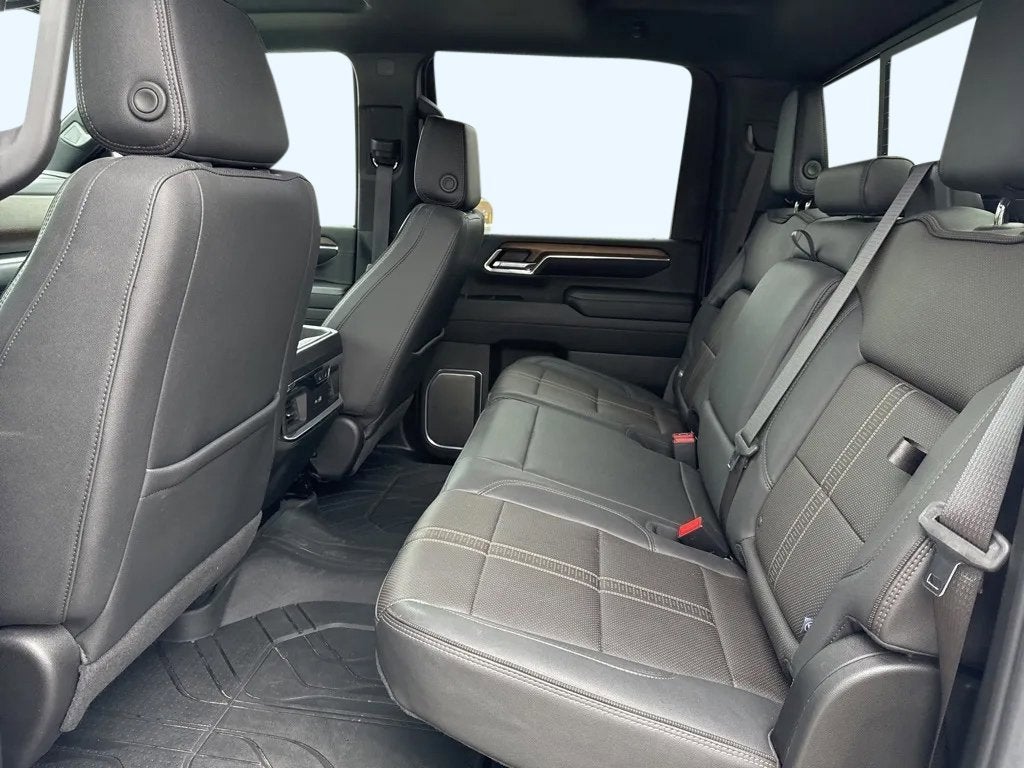 2024 Chevrolet Silverado 3500 HD High Country DRW