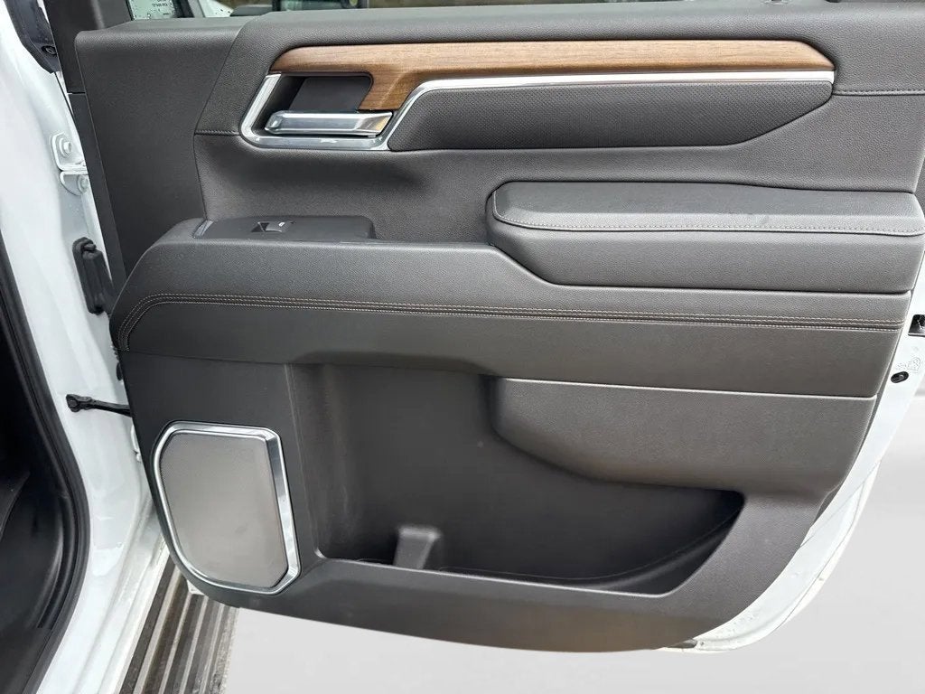 2024 Chevrolet Silverado 3500 HD High Country DRW