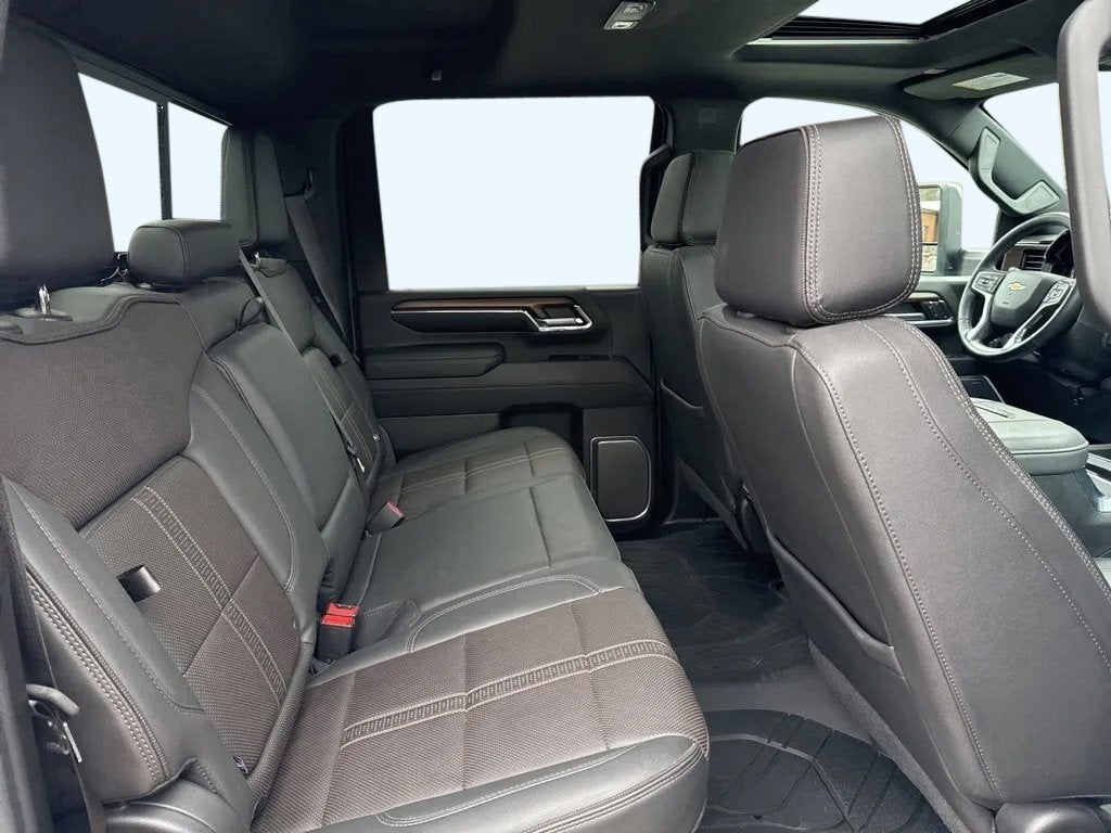 2024 Chevrolet Silverado 3500 HD High Country DRW