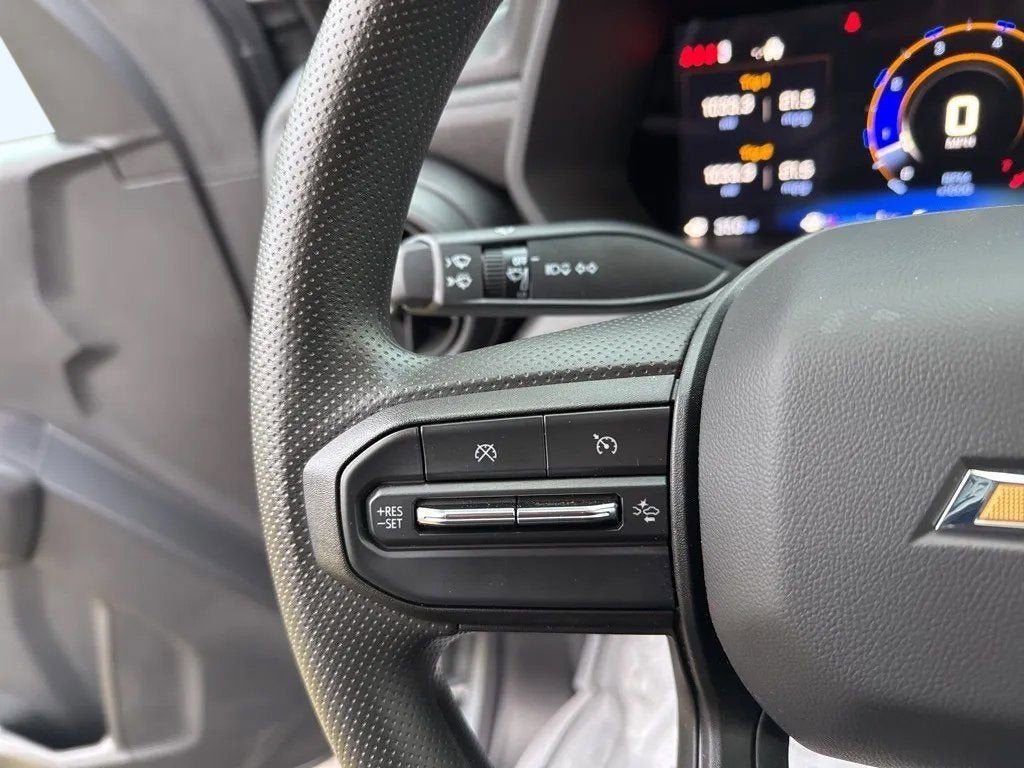 2025 Chevrolet Colorado WT/LT