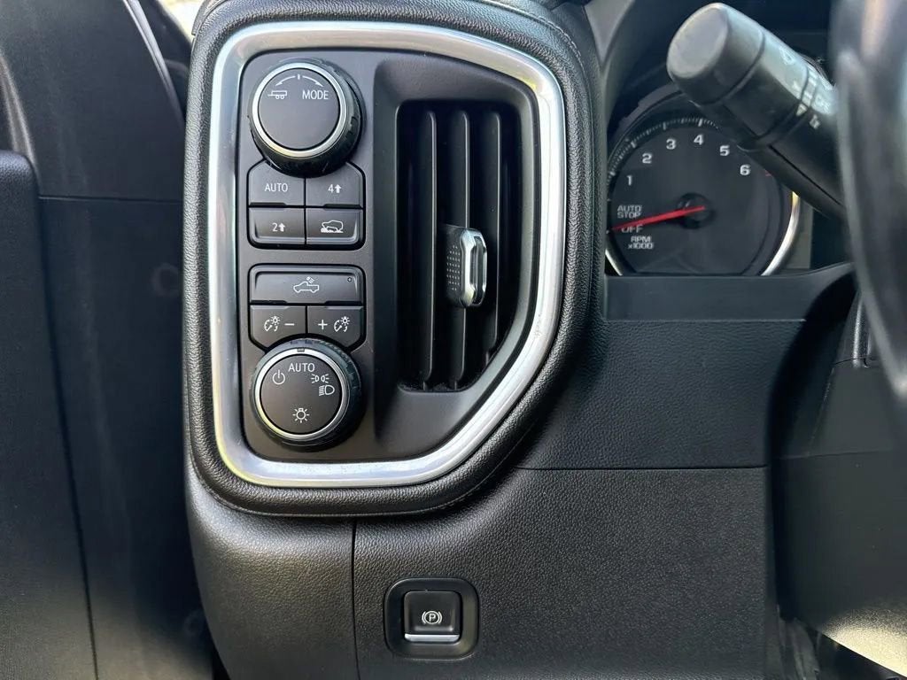 2022 Chevrolet Silverado 1500 LTD LT (2FL)