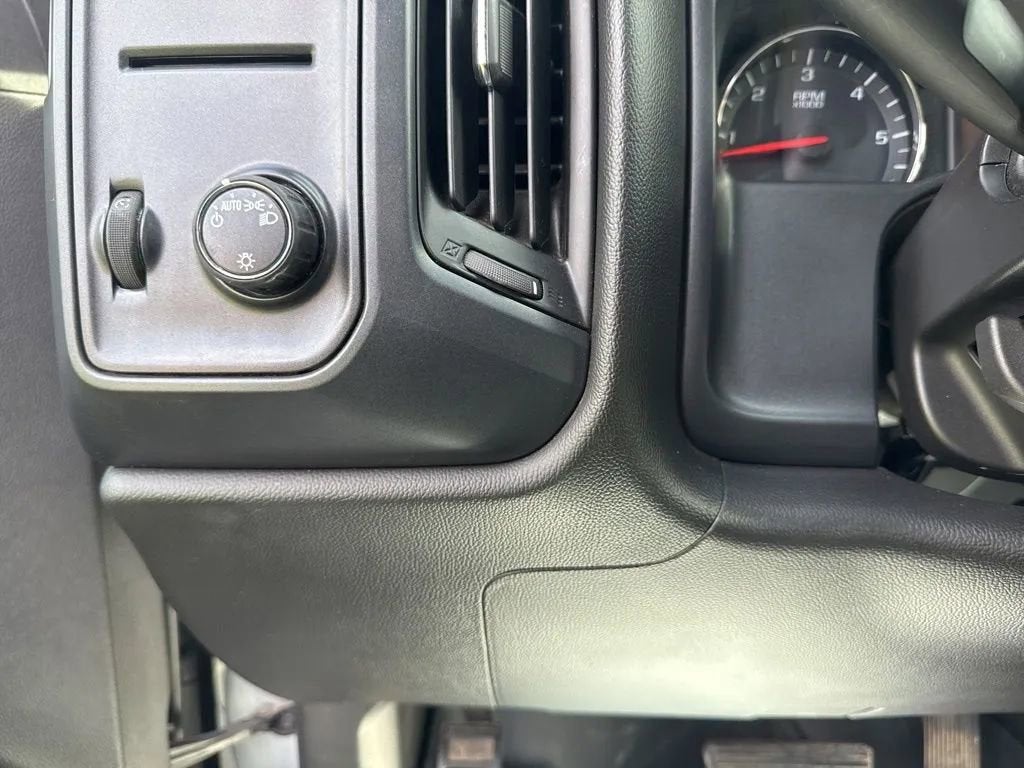 2016 Chevrolet Silverado 1500 Custom