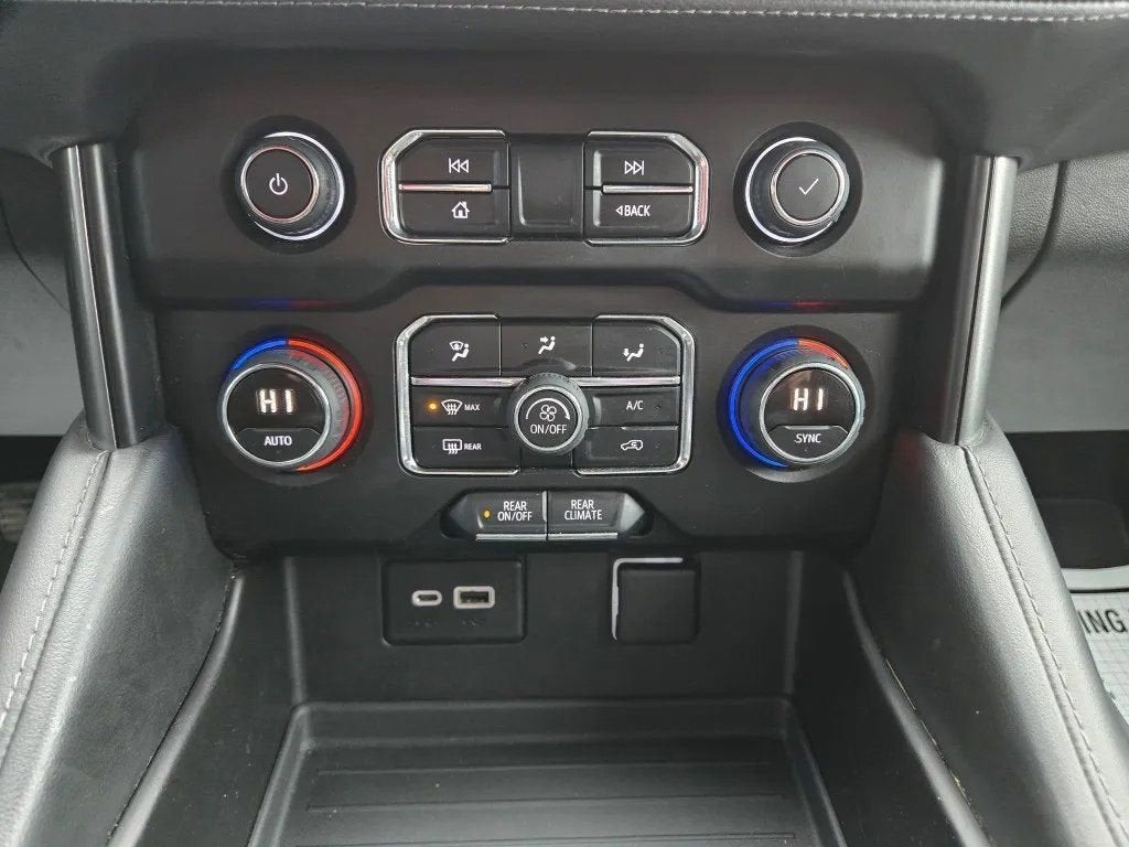 2021 Chevrolet Suburban LS