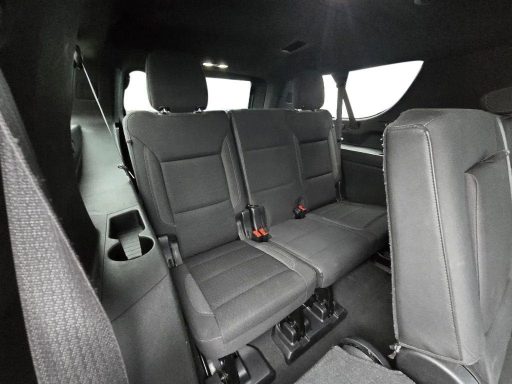 2021 Chevrolet Suburban LS