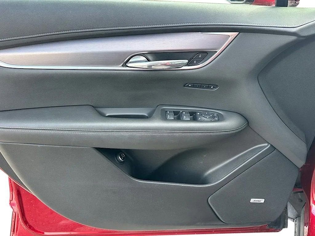 2022 Cadillac XT6 Luxury