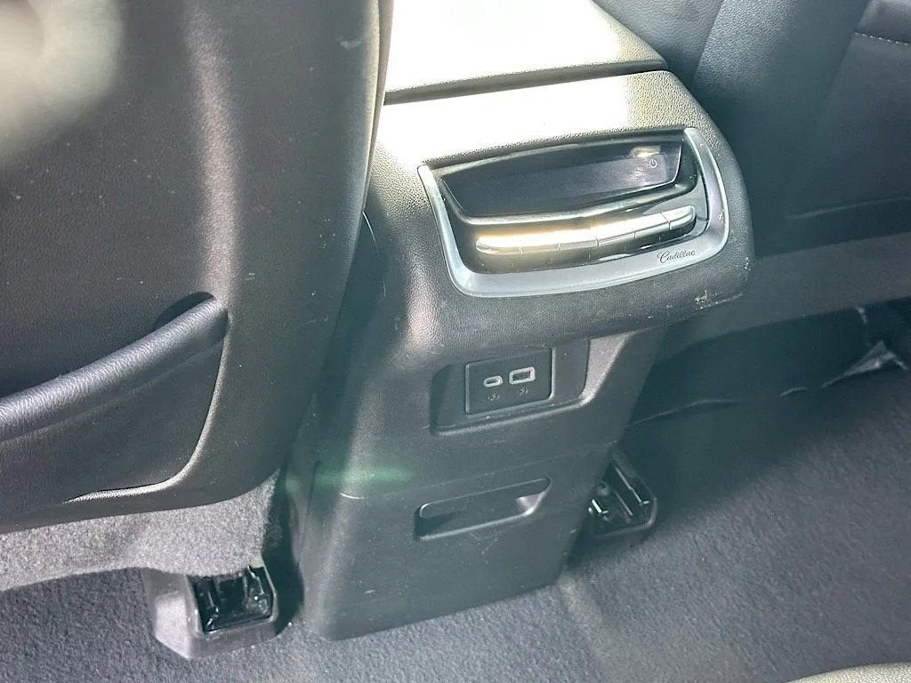 2022 Cadillac XT6 Luxury