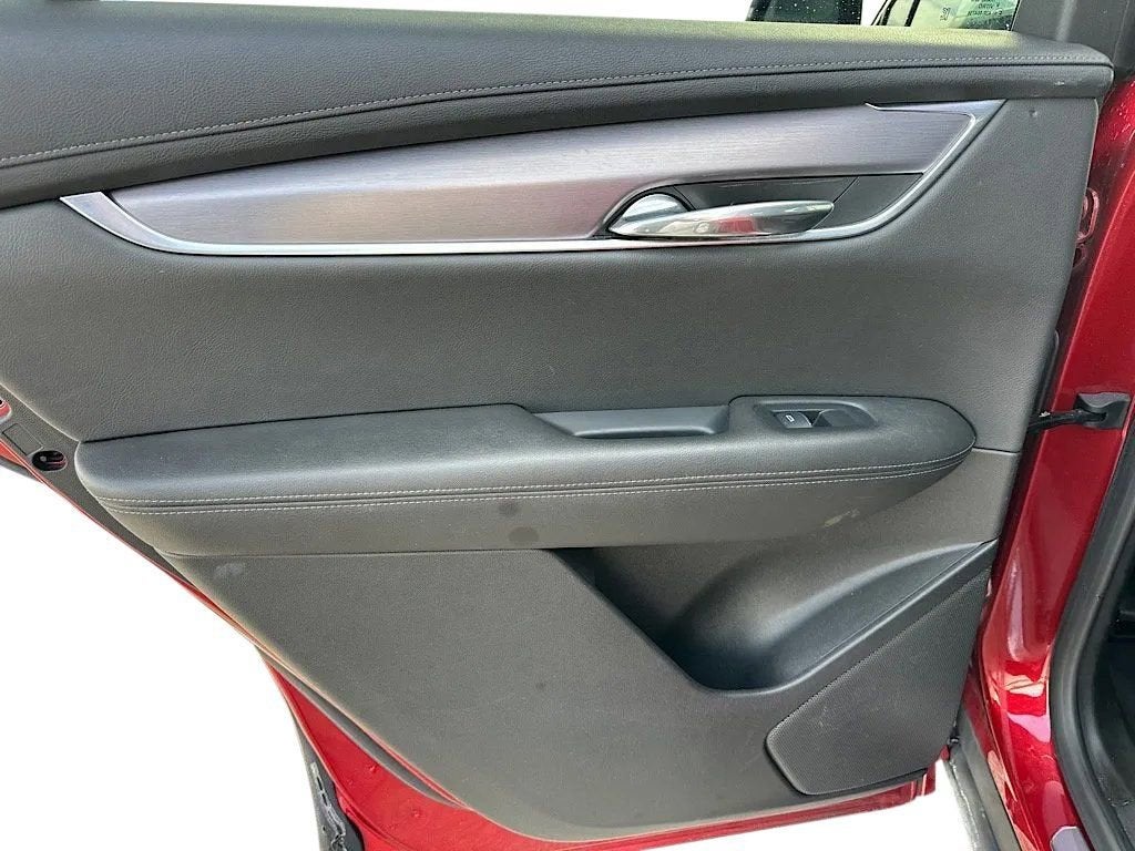 2022 Cadillac XT6 Luxury