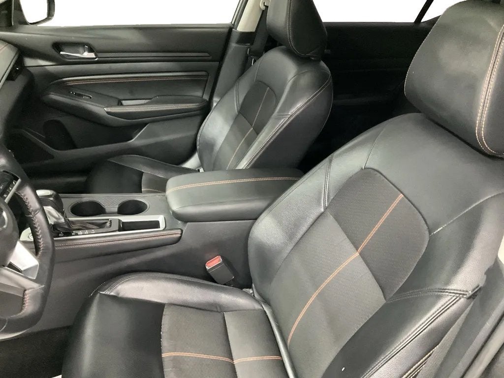 2021 Nissan Altima 2.0 SR