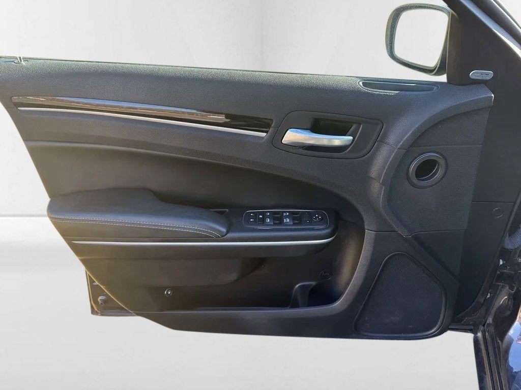 2023 Chrysler 300 300S