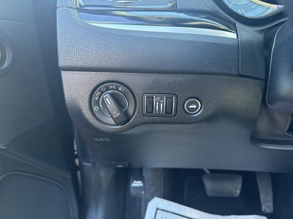 2023 Chrysler 300 300S