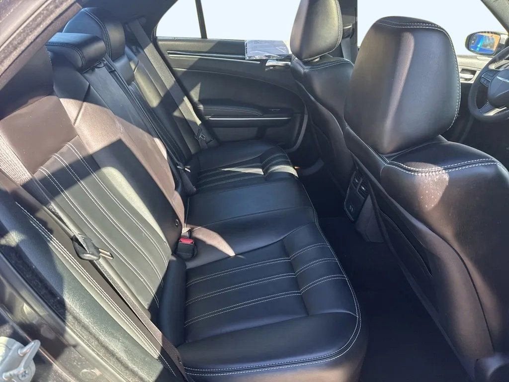 2023 Chrysler 300 300S