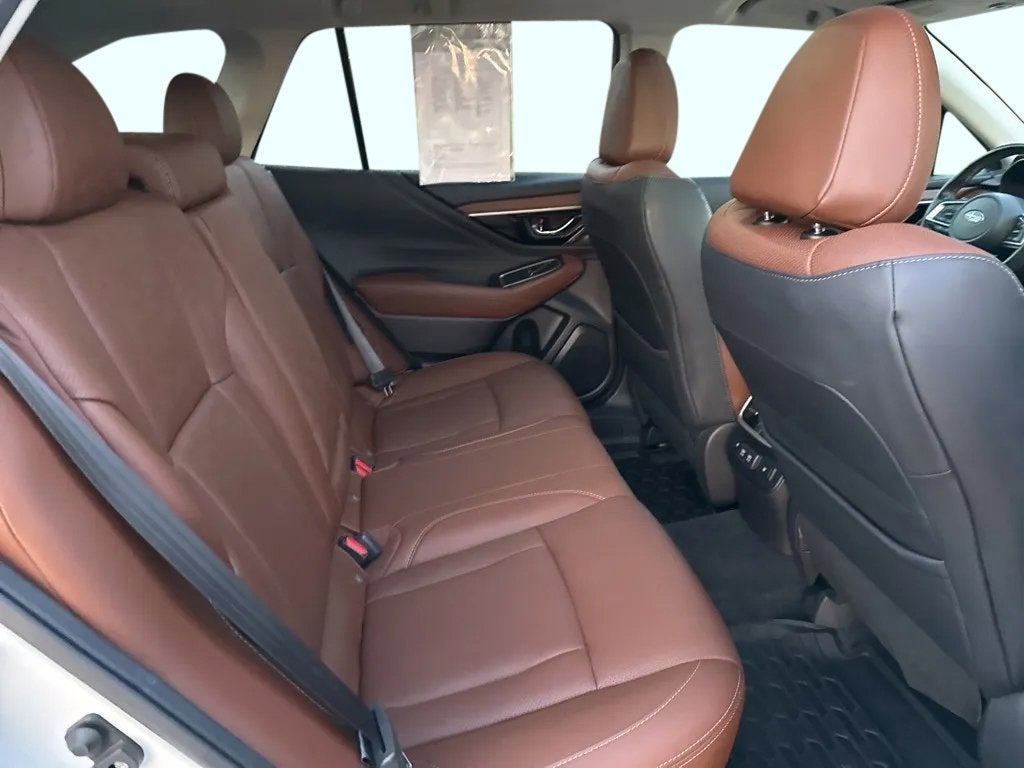 2022 Subaru Outback Touring XT