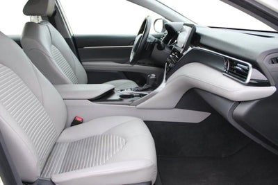 2023 Toyota Camry Hybrid SE