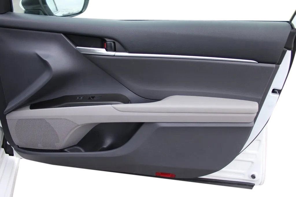 2023 Toyota Camry Hybrid SE