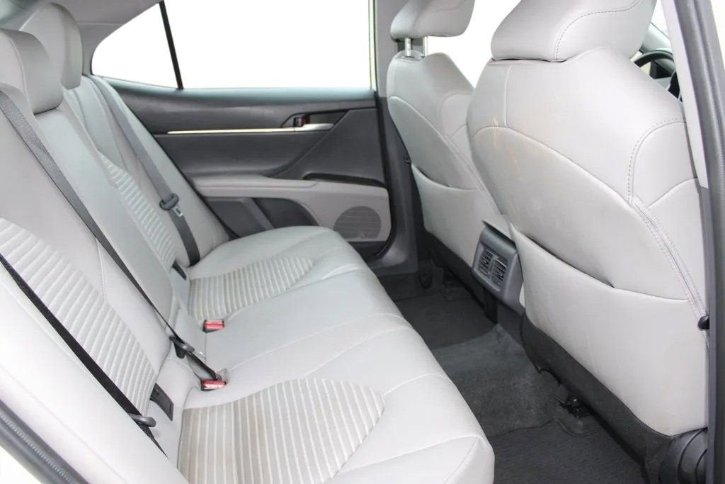 2023 Toyota Camry Hybrid SE