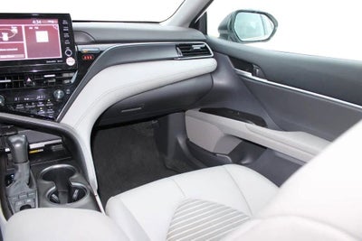 2023 Toyota Camry Hybrid SE