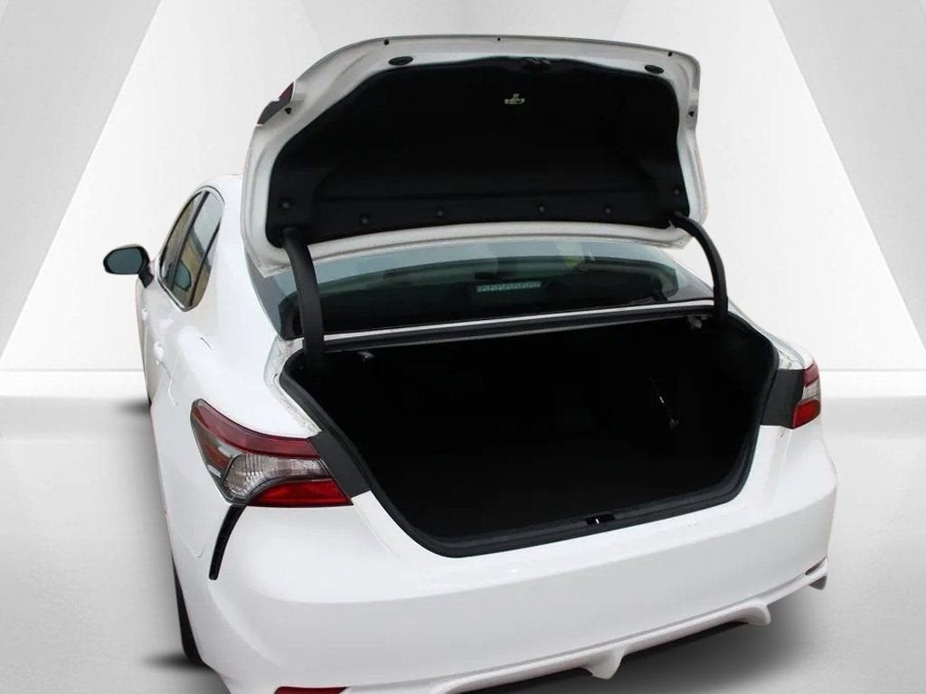 2023 Toyota Camry Hybrid SE