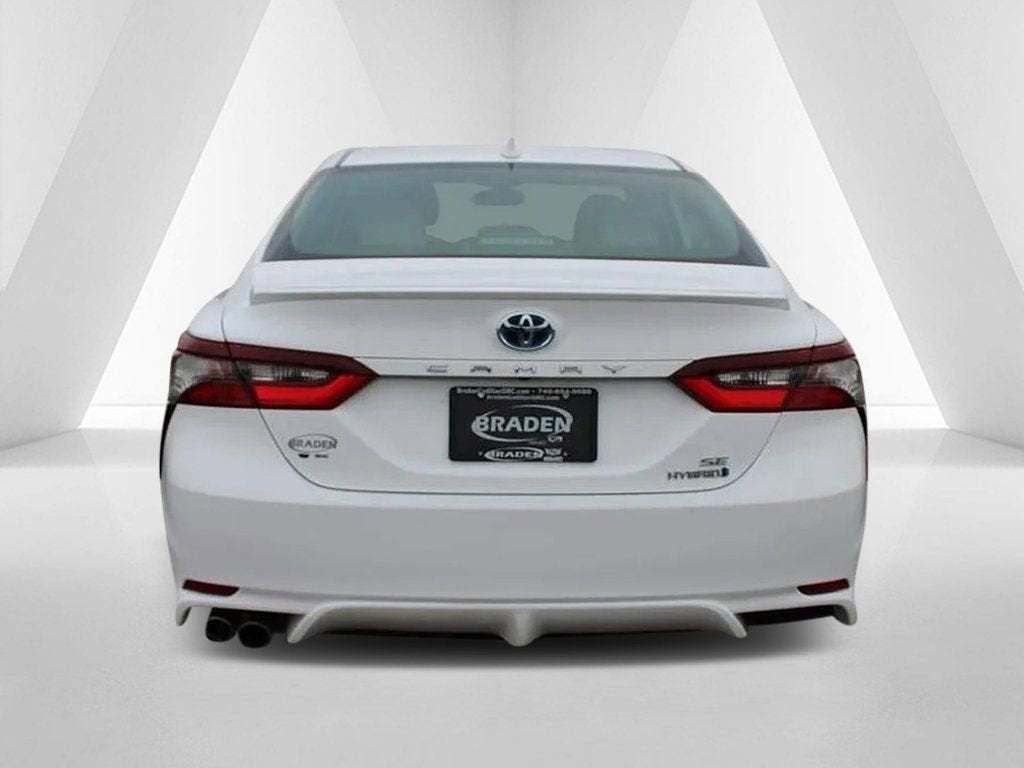 2023 Toyota Camry Hybrid SE