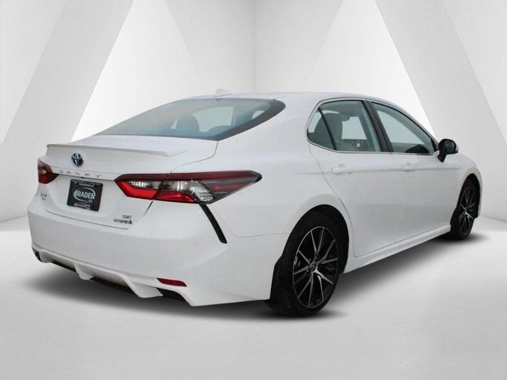 2023 Toyota Camry Hybrid SE