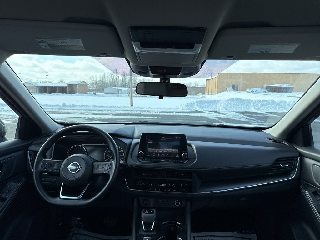 2024 Nissan Rogue SV