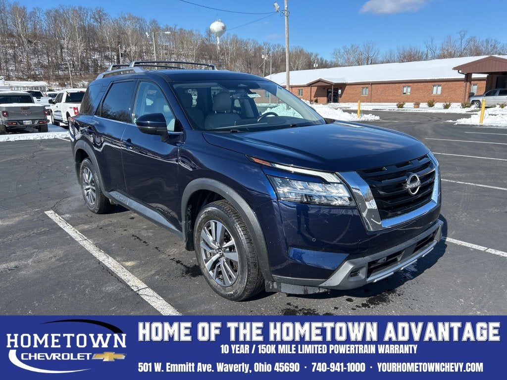 2023 Nissan Pathfinder SL