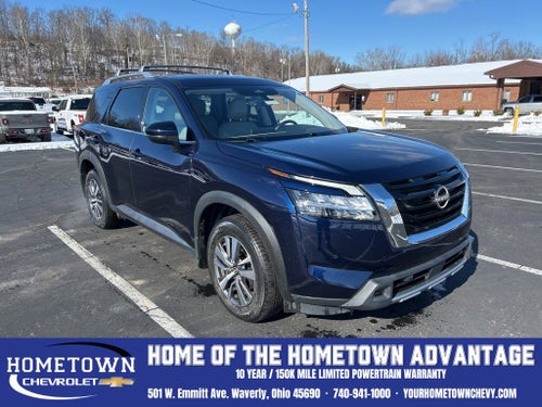 2023 Nissan Pathfinder SL