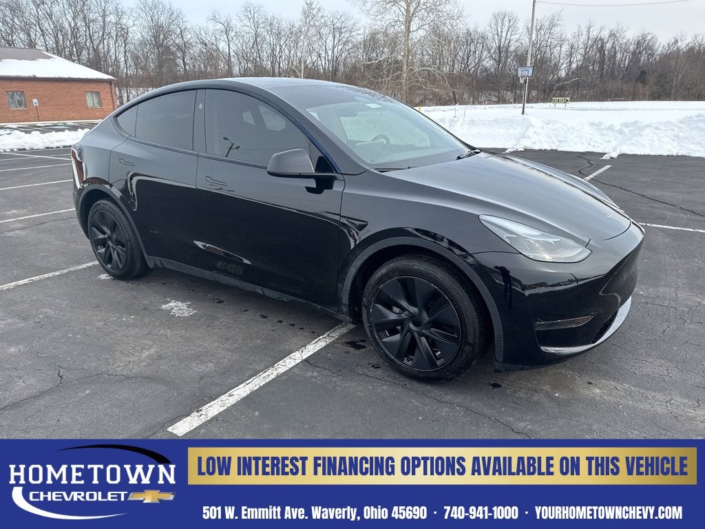 2024 Tesla Model Y Base