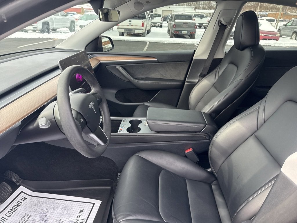 2024 Tesla Model Y Base