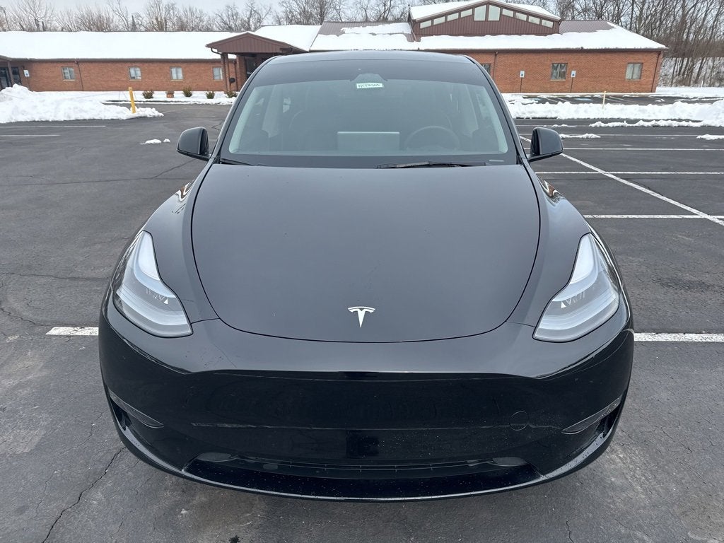 2024 Tesla Model Y Base