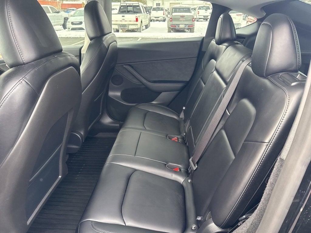 2024 Tesla Model Y Base