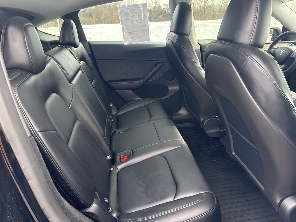 2024 Tesla Model Y Base