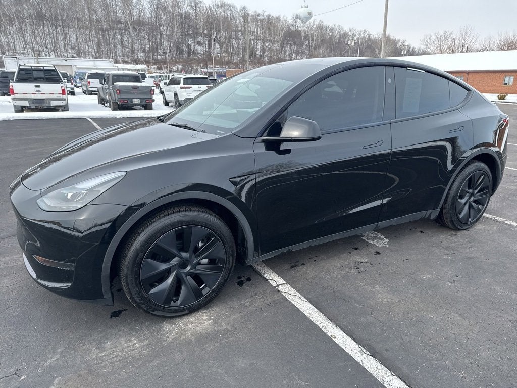 2024 Tesla Model Y Base