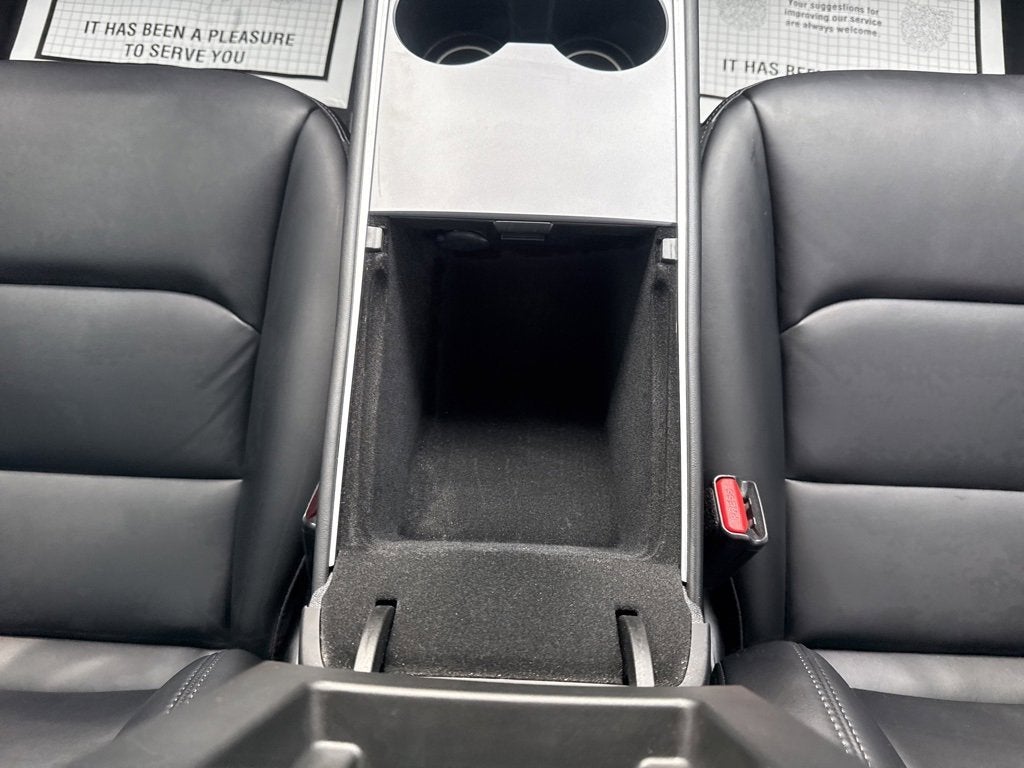 2024 Tesla Model Y Base