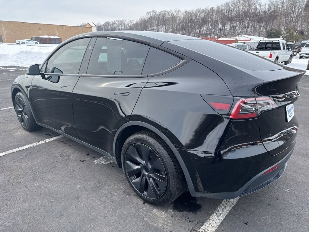 2024 Tesla Model Y Base