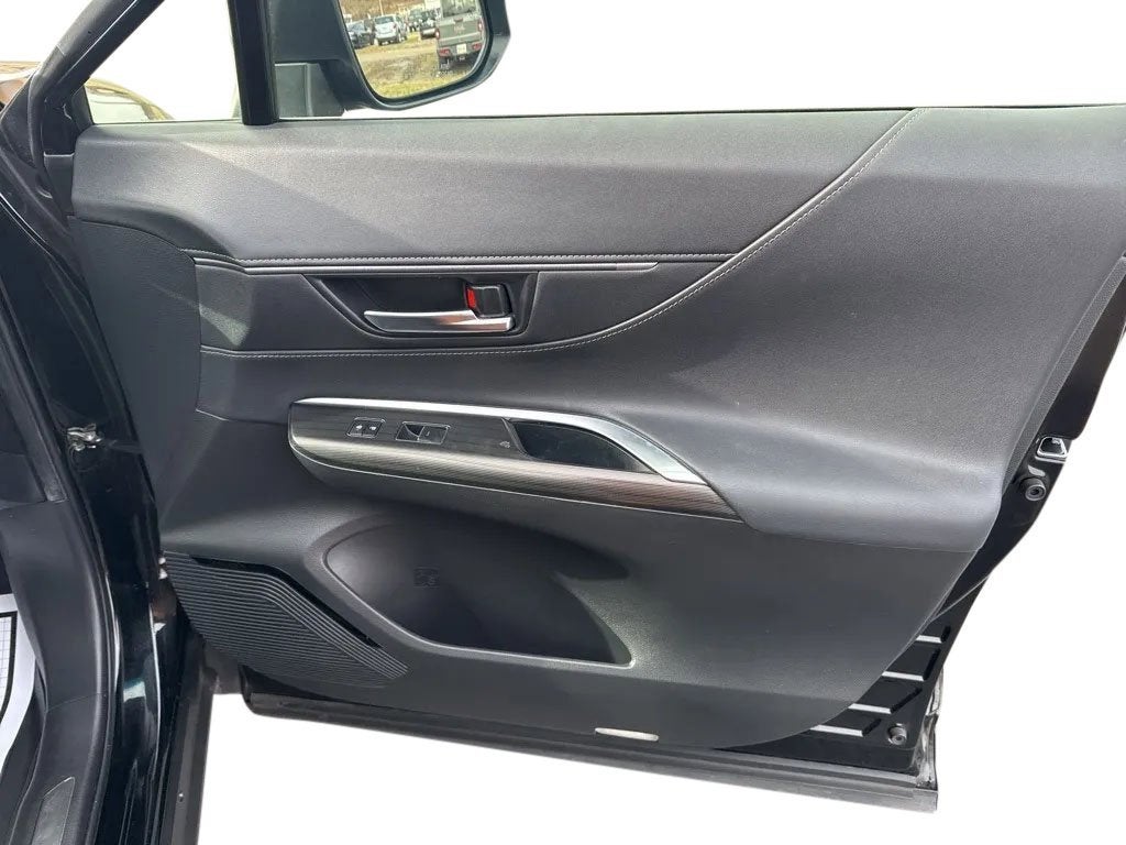 2022 Toyota Venza LE