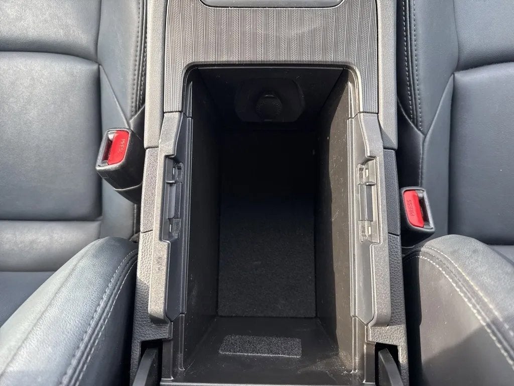 2022 Toyota Venza LE